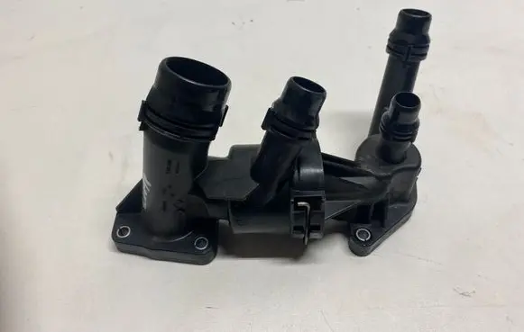BMW X3 G01 Thermostat/thermostat housing 11997710 857628902