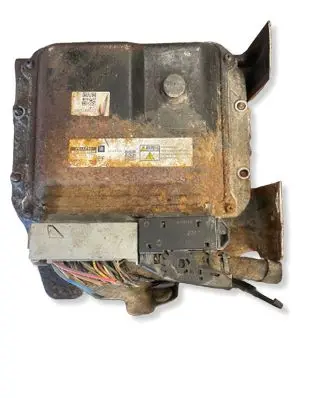 Opel Astra J Engine control unit/module MB275800
