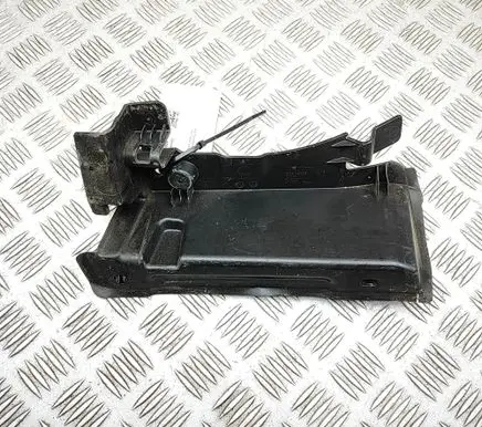 Volvo XC40 Fender end trim 32414316