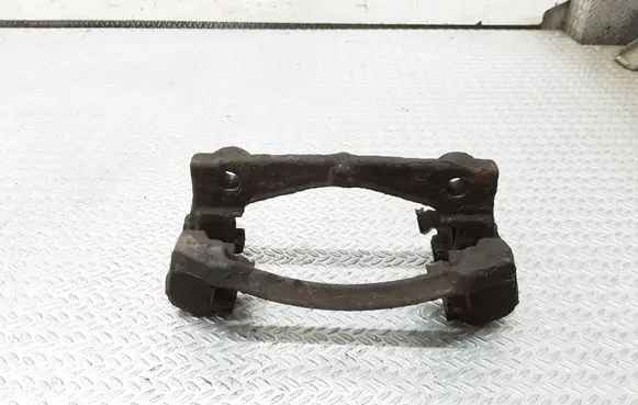 Toyota Aygo AB10 Front Brake Caliper Pad/Carrier 