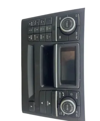 Volvo XC90 Radio/CD/DVD/GPS head unit 30732459
