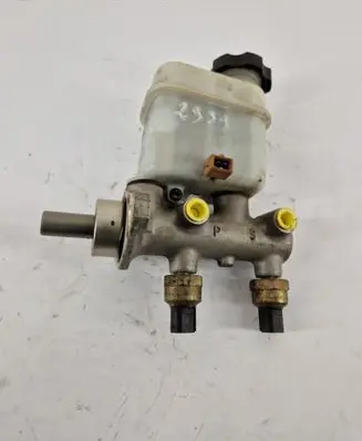 KIA Opirus Master brake cylinder BM111115