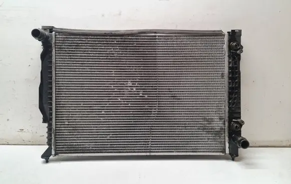 Audi A6 S6 C5 4B Coolant radiator 