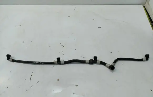 Tesla Model 3 Engine coolant pipe/hose