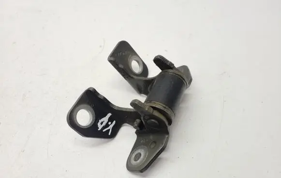 Chrysler Pacifica Front door upper hinge 1120038 775ARH
