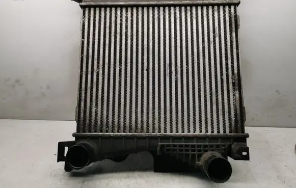 Chrysler Voyager Intercooler radiator 8780Q4UC