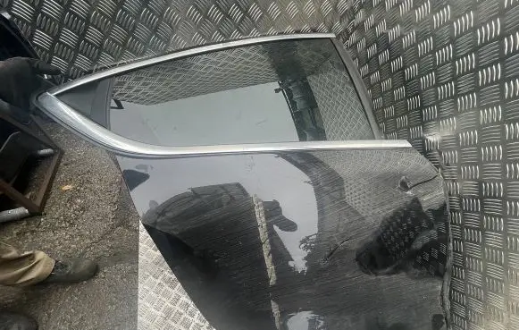 Citroen DS4 Front door