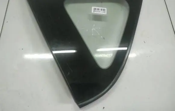Toyota RAV 4 (XA30) Rear side window AS2