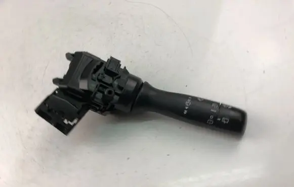 Toyota Aygo AB40 Indicator stalk 17F144