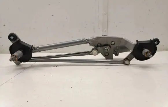 Subaru Forester SK Front wiper linkage and motor 86511SJ000