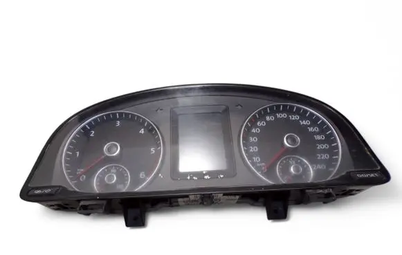 Volkswagen Caddy Speedometer (instrument cluster) 2K0920865J