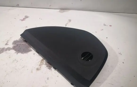 Skoda Octavia Mk2 (1Z) Dashboard side end trim 1Z0857504