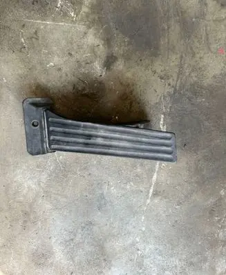 BMW 5 E60 E61 Accelerator throttle pedal 6789999 25916010 23060906694