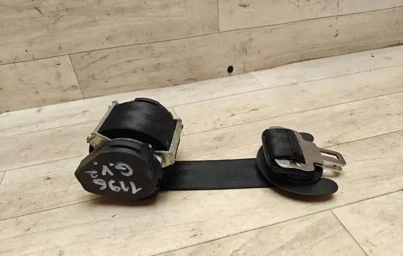 Volkswagen Touran I Third row seat belt 6047883