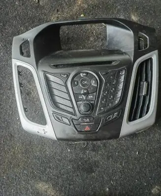 Ford Focus Head unit multimedia control AM5T18K811BE