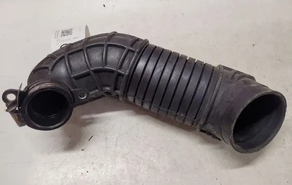 Audi A4 S4 B7 8E 8H Intercooler hose/pipe 8E0129615J