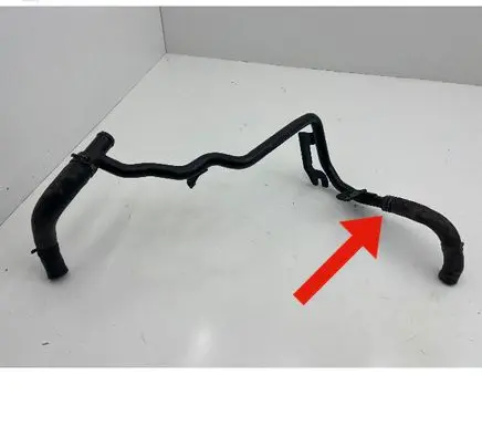 Volkswagen PASSAT B8 Coolant pipe/hose 1EA121065 5Q0122073CE