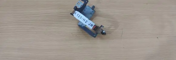 Mercedes-Benz E W211 ABS pump bracket A2115450447