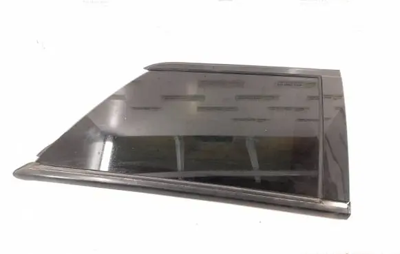 Mercedes-Benz GL X164 Rear side window 1646702250 1646701239