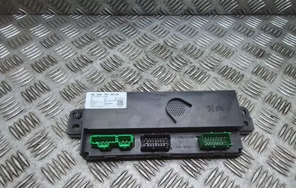 Peugeot Traveller Other control units/modules 9830678180 983067818000 0106605906