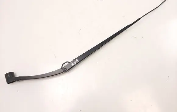 Nissan Qashqai Front wiper blade arm J8529 RSLA 2469