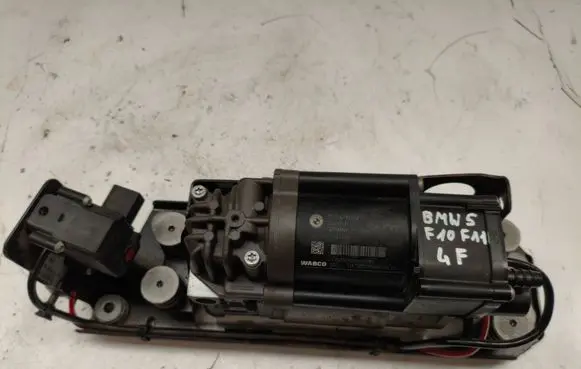 BMW 5 F10 F11 Air suspension compressor/pump 37206789450