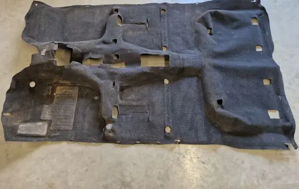 Mitsubishi L200 Interior carpet 