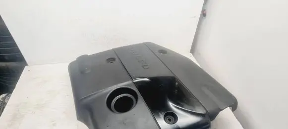 Volvo S40, V40 Engine cover (trim)