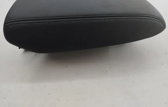 Ford Focus Armrest 1966836XZH A13674006