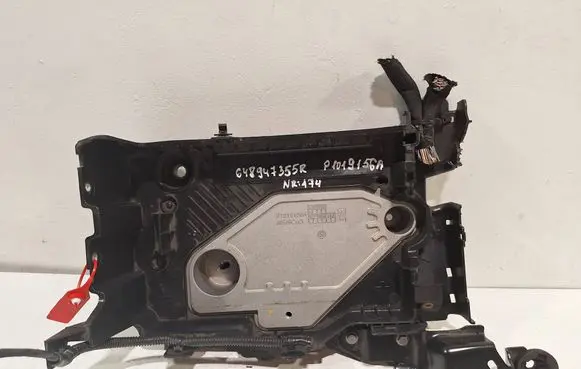 Renault Clio V Battery box tray 648947355R
