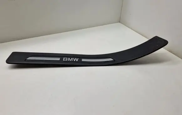 BMW 7 E38 Rear sill trim cover 8220227