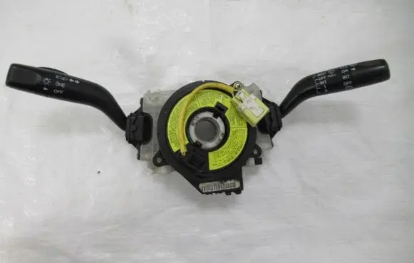 Mazda Premacy Wiper turn signal indicator stalk/switch GE6T17B366