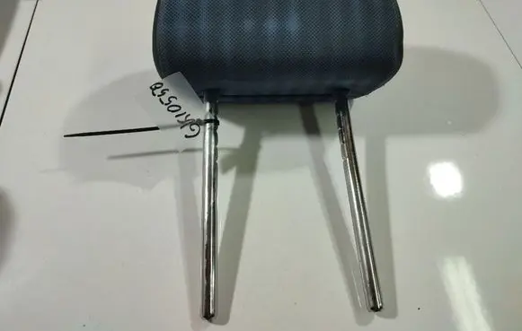 BMW 1 E81 E87 Front seat headrest 