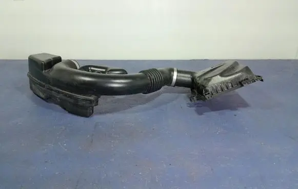 Subaru XV I Intake resonator