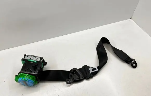 Audi TT TTS Mk2 Front seatbelt 3063561 501NB4N18Q 305687599G48