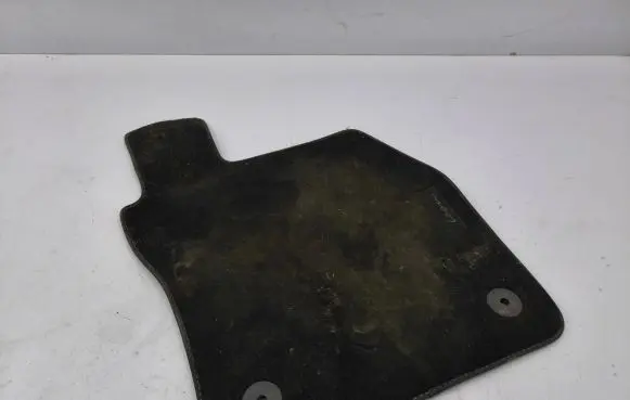 Seat Leon IV Front floor mat 5302035133