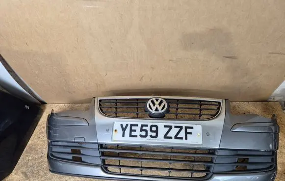 Volkswagen Touran II Front bumper