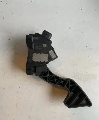 Toyota Aygo AB40 Accelerator throttle pedal 781100H050