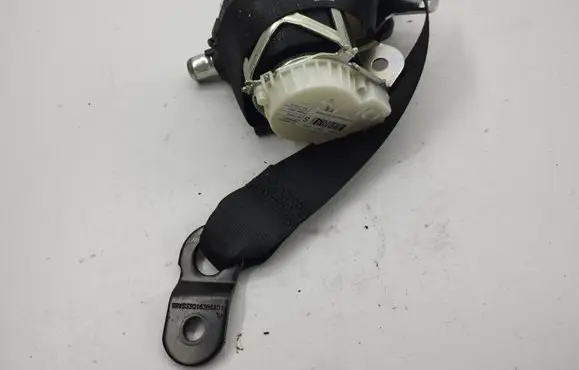 Maserati Quattroporte Front seatbelt 34061095a