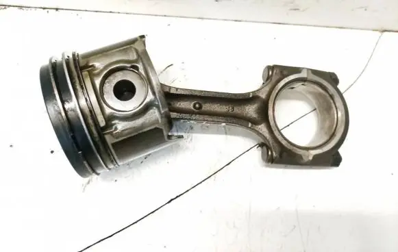 KIA Carnival Piston with connecting rod
