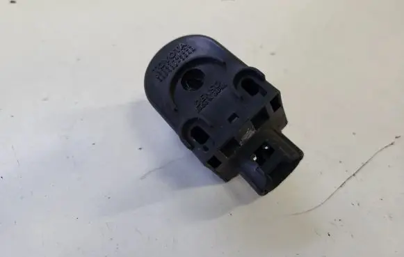 Lexus RX 330 - 350 - 400H Other relay 8974748020
