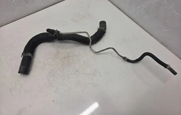 Nissan X-Trail T32 Engine coolant pipe/hose 
