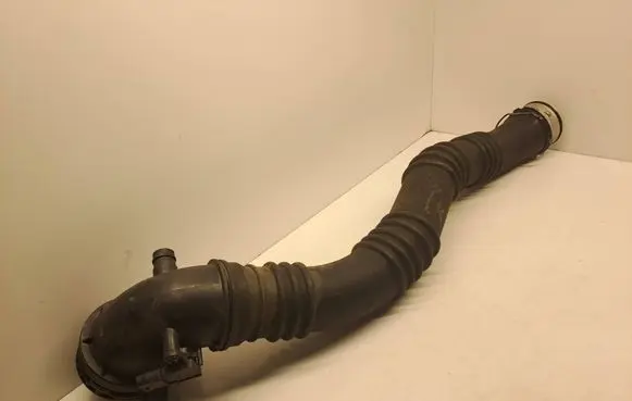 BMW X5 F15 Intercooler hose/pipe 8603096 1371 18918110