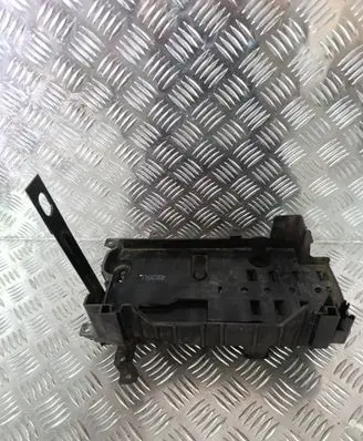 Battery box tray