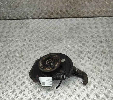 Dodge Nitro Front wheel hub P52125017AD