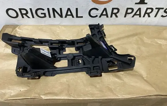 Volvo XC90 Front bumper mounting bracket 31353370