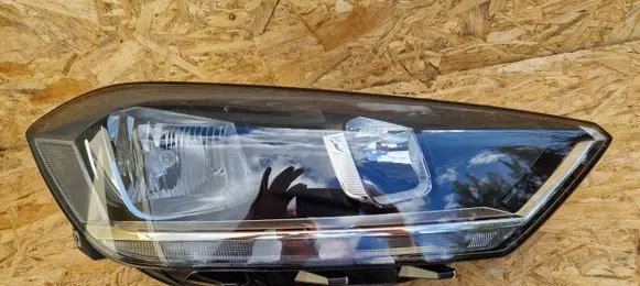 Volkswagen Golf Sportsvan Headlight/headlamp LPR071