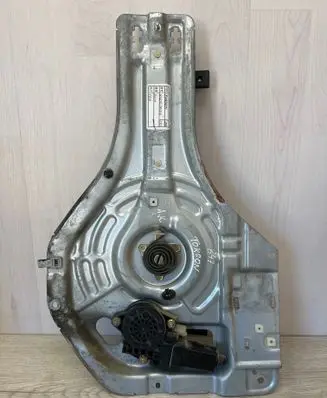 Hyundai Tucson JM Rear door window regulator with motor 834702E010