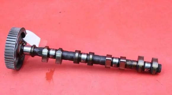 Opel Astra H Camshaft 