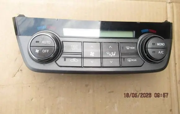 Toyota RAV 4 (XA30) Climate control unit 5590042410 530AL52
